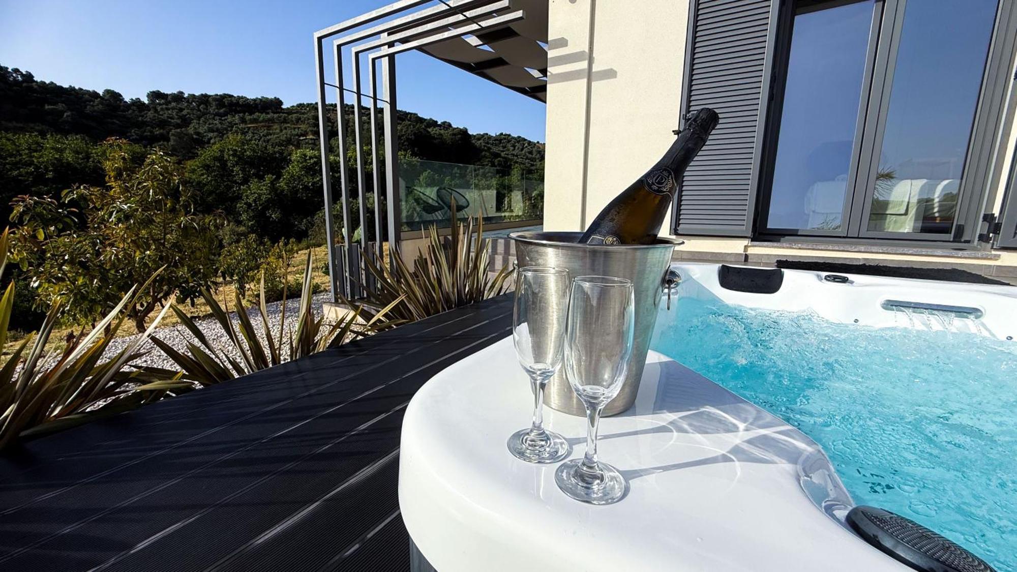 Ek Ornelakis, Luxury Country House With Jacuzzi Chania  Zewnętrze zdjęcie