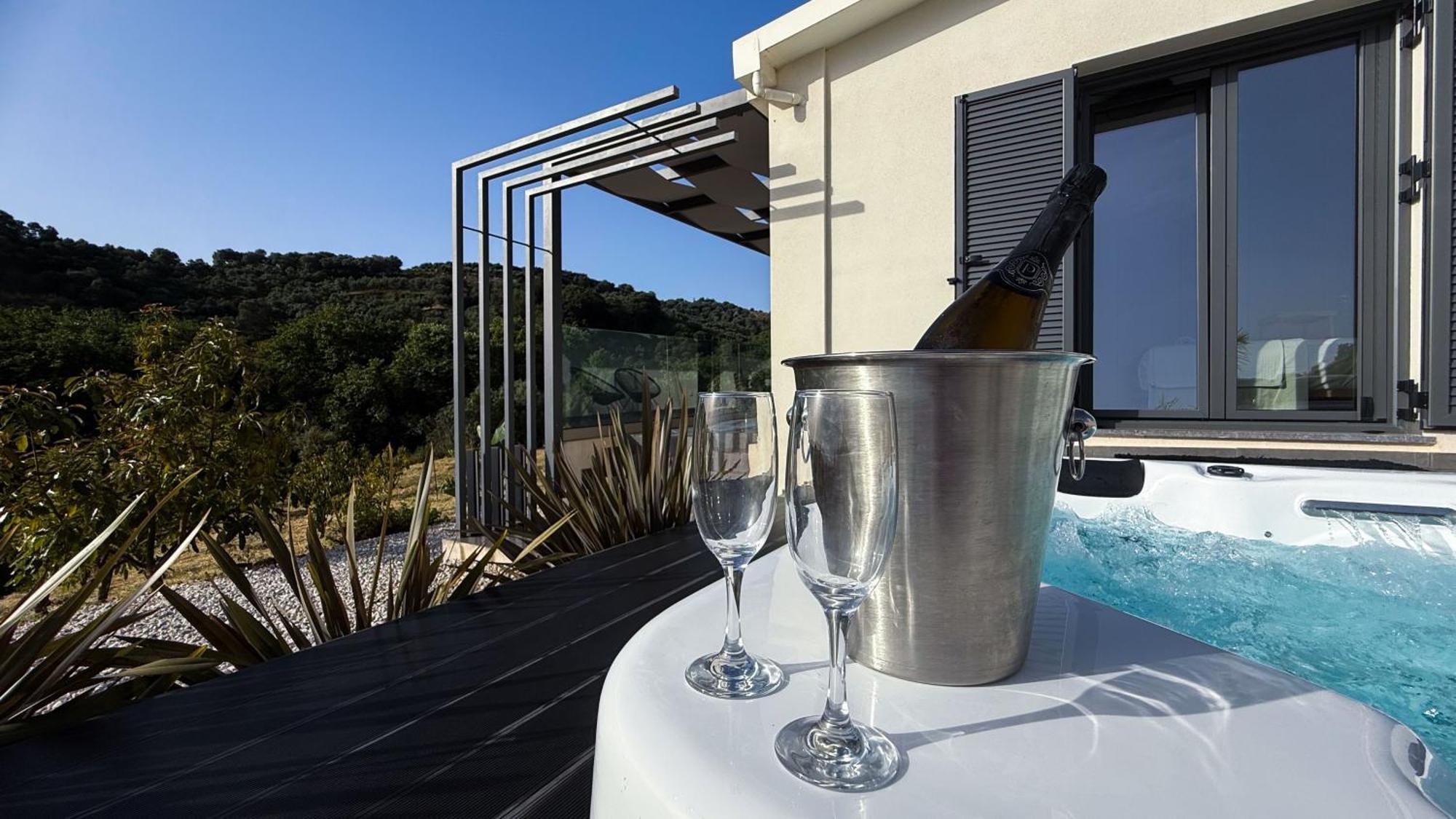 Ek Ornelakis, Luxury Country House With Jacuzzi Chania  Zewnętrze zdjęcie